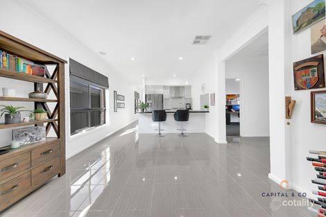 Property photo of 42 Adoquin Street Doreen VIC 3754