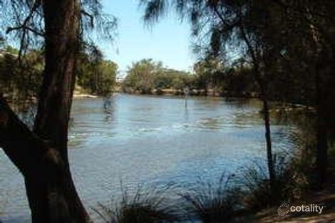 5 Aquaviva Cir, Viveash, WA 6056