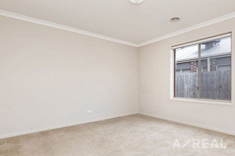 Property photo of 6 Avisha Way Narre Warren VIC 3805