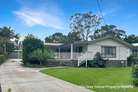 19 Benowa St, Macleay Island, QLD 4184