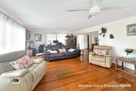 Property photo of 19 Benowa Street Macleay Island QLD 4184