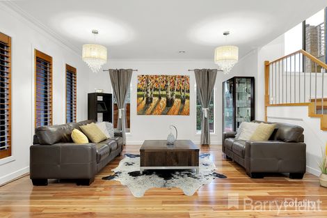 Property photo of 21 Wagstaff Drive Mill Park VIC 3082