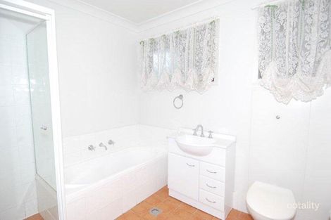 29 Brooke St, Yarrawarrah, NSW 2233