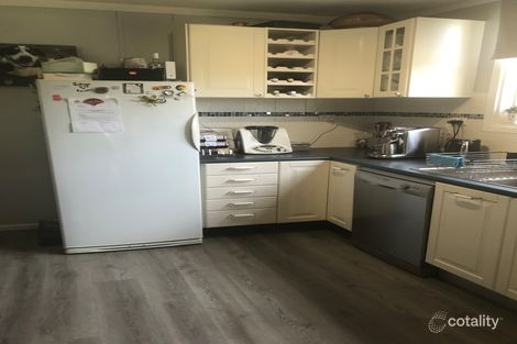 Property photo of 6 William Street Yakamia WA 6330