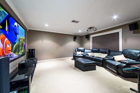 Property photo of 38 Huntly Place Redland Bay QLD 4165