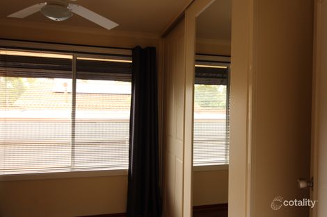 Property photo of 37 Nicolle Drive Morphett Vale SA 5162