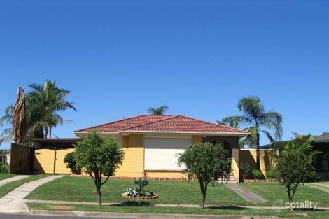 25 Salter Rd, Bossley Park, NSW 2176