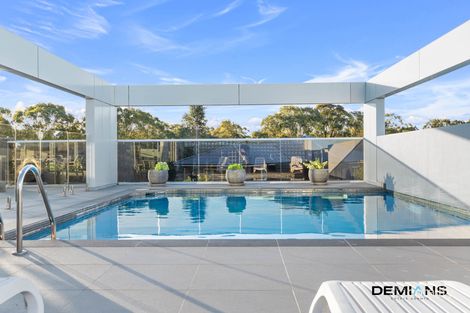 Property photo of 29 Coach Drive Voyager Point NSW 2172