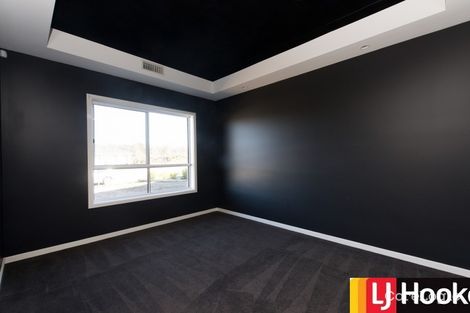 Property photo of 17 Bailey Crescent Googong NSW 2620