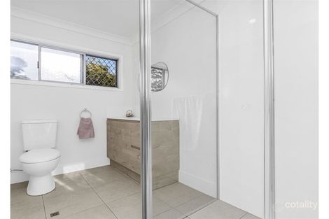 Property photo of 3 Pomona Terrace Labrador QLD 4215