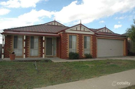 72 Central Pkwy, Cranbourne West, VIC 3977