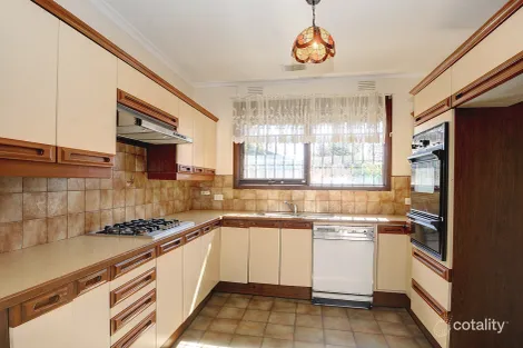 Property photo of 28 Witchwood Crescent Burwood East VIC 3151