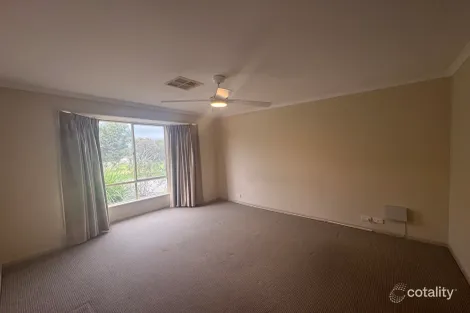 Property photo of 32 Gloucester Drive Craigmore SA 5114