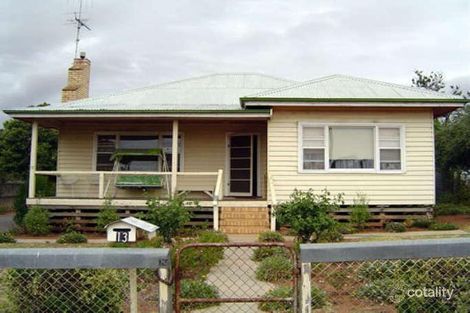13 View St, Charlton, VIC 3525