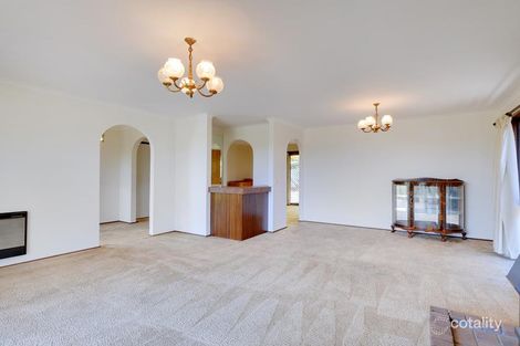 Property photo of 4 Dixie Place Karabar NSW 2620