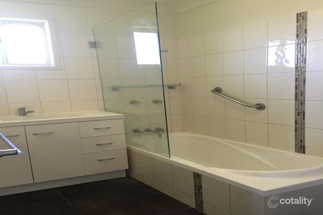 Property photo of 17 Beaconsfield Road Beaconsfield QLD 4740