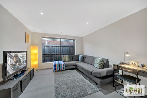 Property photo of 6 Kite Street Clyde North VIC 3978