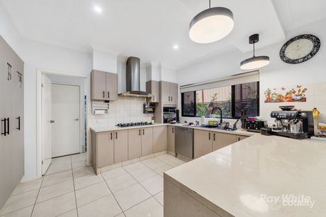 Property photo of 11 Holling Close Kuraby QLD 4112