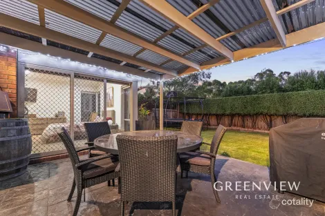 Property photo of 40 Phoenix Avenue Cranbourne VIC 3977