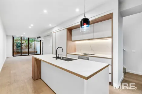 13/3 Wilks St, Caulfield North, VIC 3161