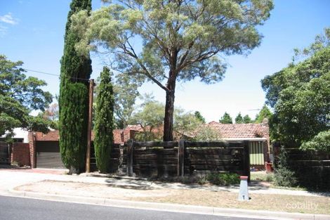 4 Hillingdon Cres, Doncaster, VIC 3108