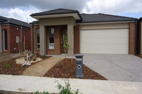 Property photo of 18 Chamberlain Way Williams Landing VIC 3027