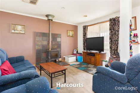 Property photo of 4 Chatsworth Court Beaconsfield VIC 3807