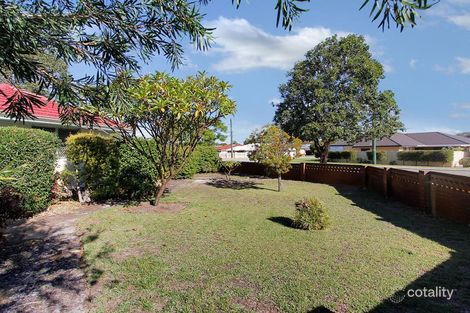 Property photo of 29 Whiteside Street Cloverdale WA 6105