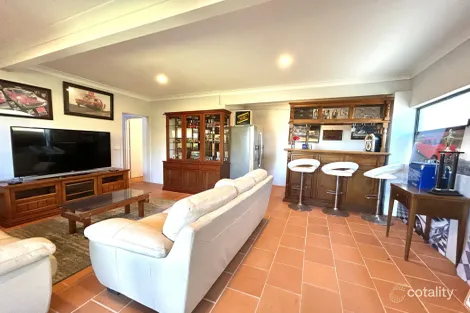 Property photo of 136 Canaipa Point Drive Russell Island QLD 4184