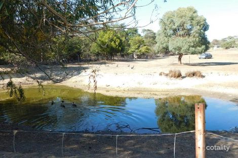 Property photo of 24 Chevron Avenue Cranbourne South VIC 3977