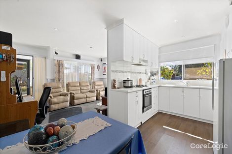 Property photo of 14 Colombard Court Mitchell Park VIC 3355