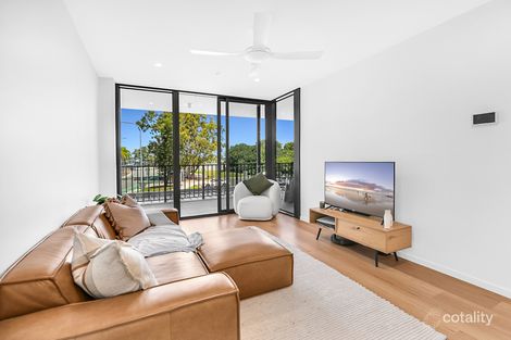 4/18 Remembrance Dr, Surfers Paradise, QLD 4217
