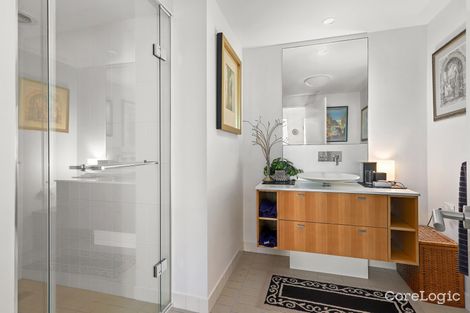 Property photo of 7406 Ephraim Island Parade Paradise Point QLD 4216