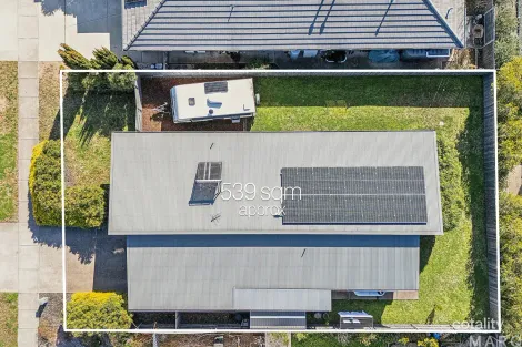 8 Catalano St, Wright, ACT 2611