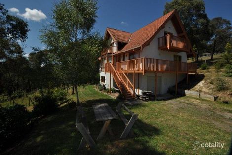 60 Patons Rd, Macclesfield, VIC 3782