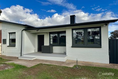 15 CASTERLEY RD, ELIZABETH NORTH, SA 5113