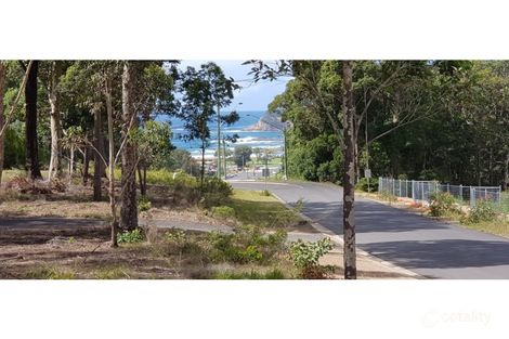 2/1 Wattlebird Way, Malua Bay, NSW 2536