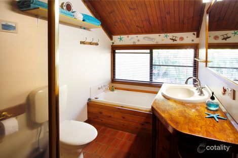 Property photo of 7 Coryule Place Cannonvale QLD 4802