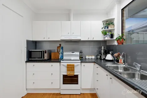 Property photo of 2/13 James Avenue Port Noarlunga SA 5167