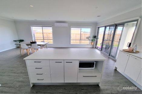 Property photo of 9 Splint Way North Wonthaggi VIC 3995