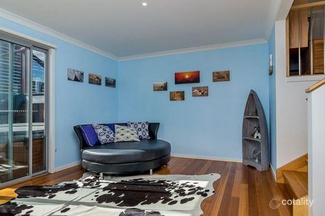 Property photo of 8 Barry Street Sunderland Bay VIC 3922