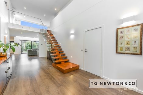 Property photo of 9 Highview Road Bentleigh East VIC 3165