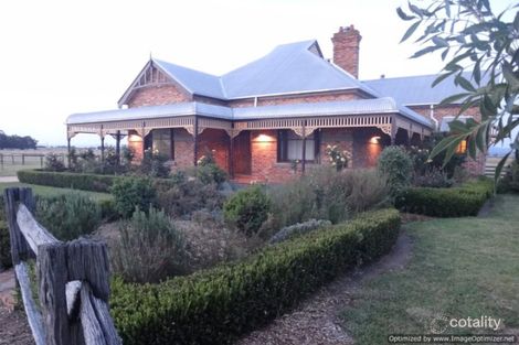 445 Races Lane, Hillside, VIC 3875