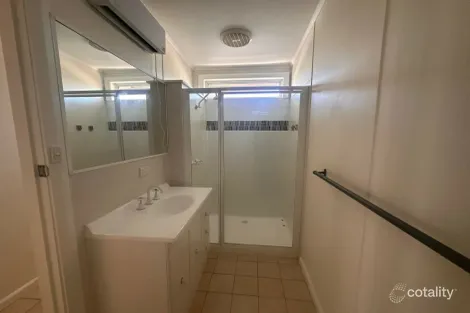 Property photo of 97 Bay Road Eagle Point VIC 3878