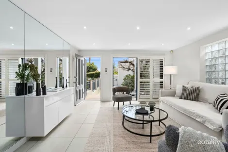 Property photo of 8/33 Mitchell Street McMahons Point NSW 2060
