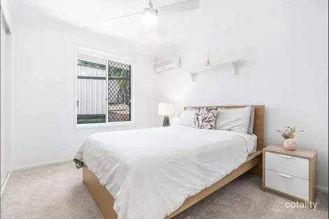 Property photo of 3 Hydrus Place Wynnum QLD 4178