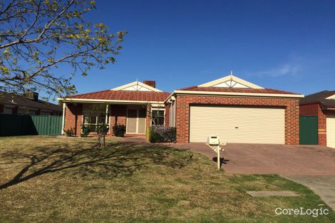 Property photo of 20 Strickland Crescent Burnside VIC 3023