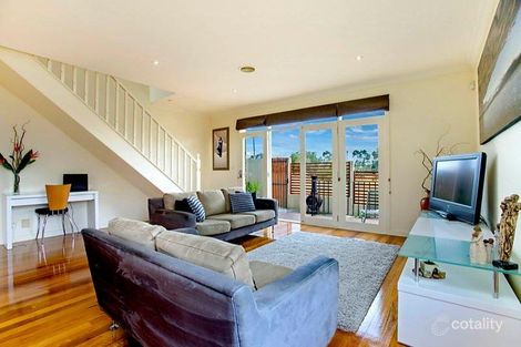 Property photo of 2/20 Woods Street Ascot Vale VIC 3032