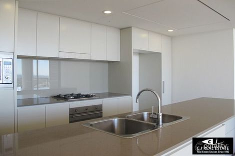 Property photo of 1808/7 Rider Boulevard Rhodes NSW 2138