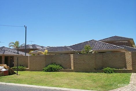 1/82 Dover Rd, Scarborough, WA 6019